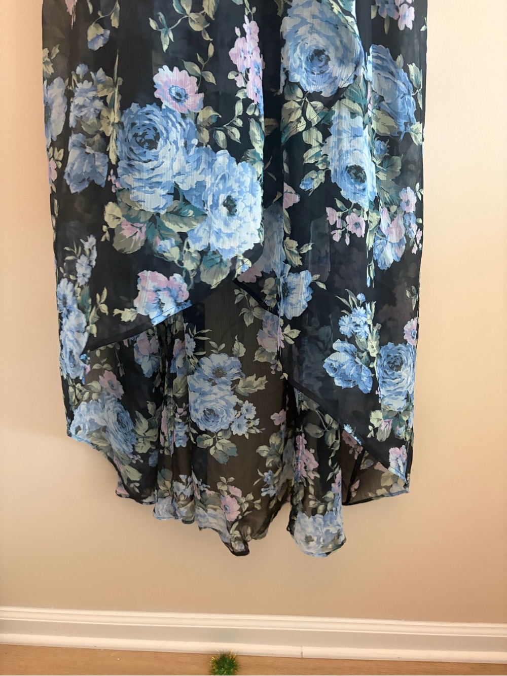 Abercrombie & Fitch Floral Off-Shoulder Hi-low Dress in Black & Blue Women’s Med - Picture 2 of 11
